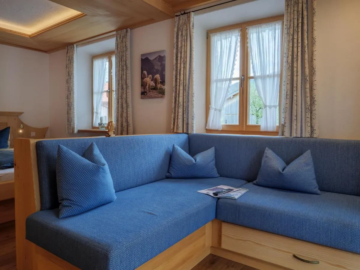 Farm stay Der Anderlbauer Am See Schliersee