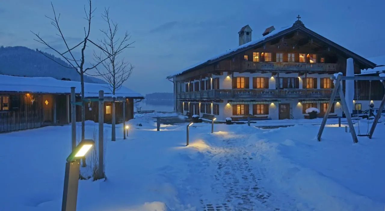 Farm stay Der Anderlbauer Am See Schliersee