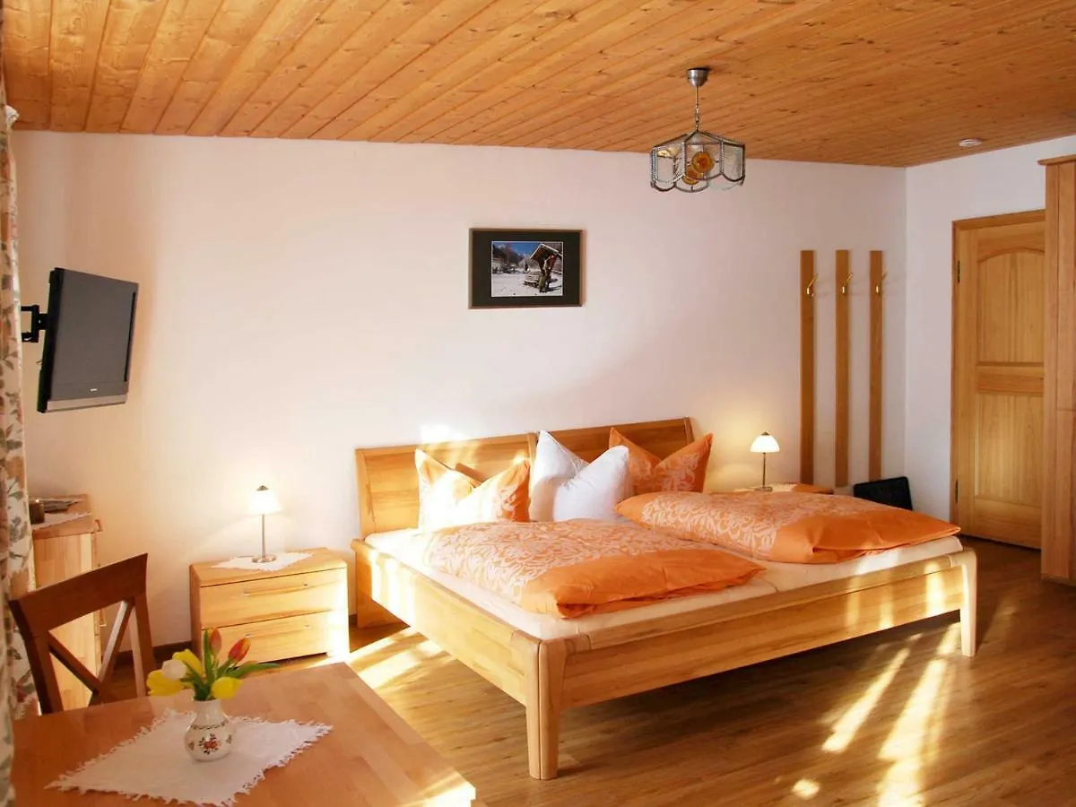 Farm stay Der Anderlbauer Am See Schliersee