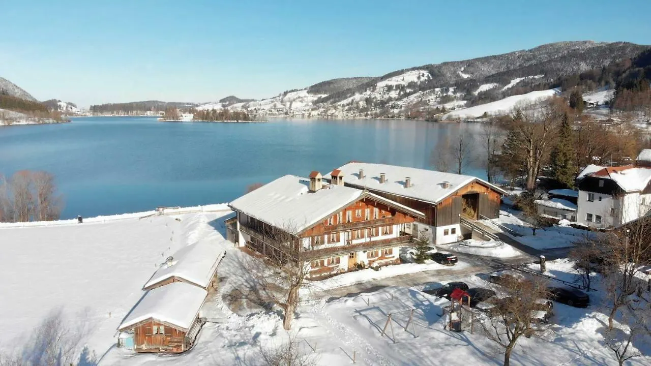 Der Anderlbauer am See Schliersee Bauernhof